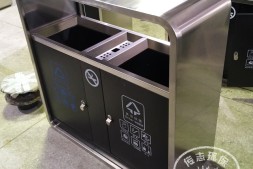 晋中室外学校两分类钢制垃圾箱